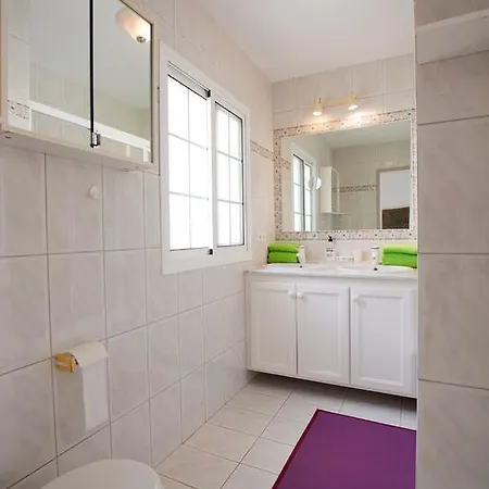 Parque Del Conde, Ocean View