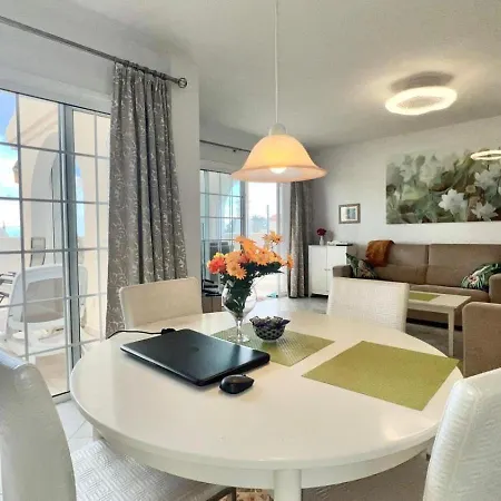 Parque Del Conde, Ocean View فيلة أذيخي